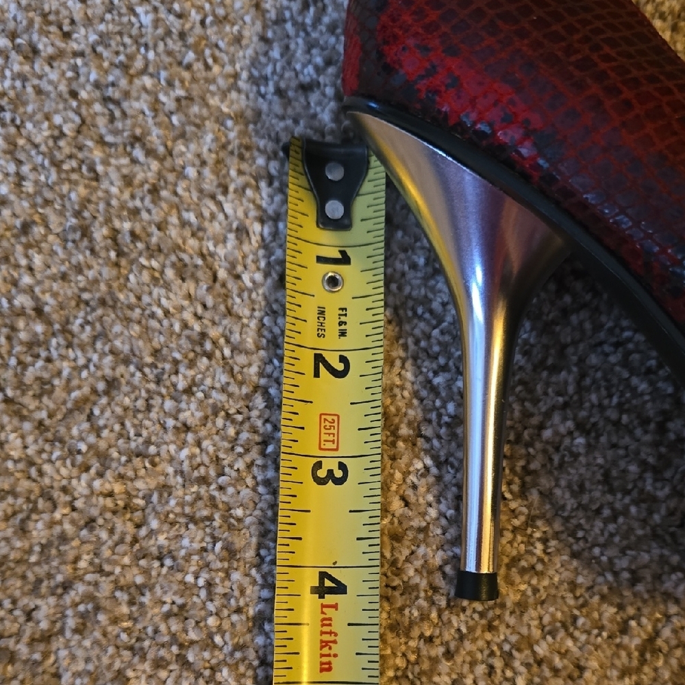 Red Women's Shoes - Picture 3 of 8